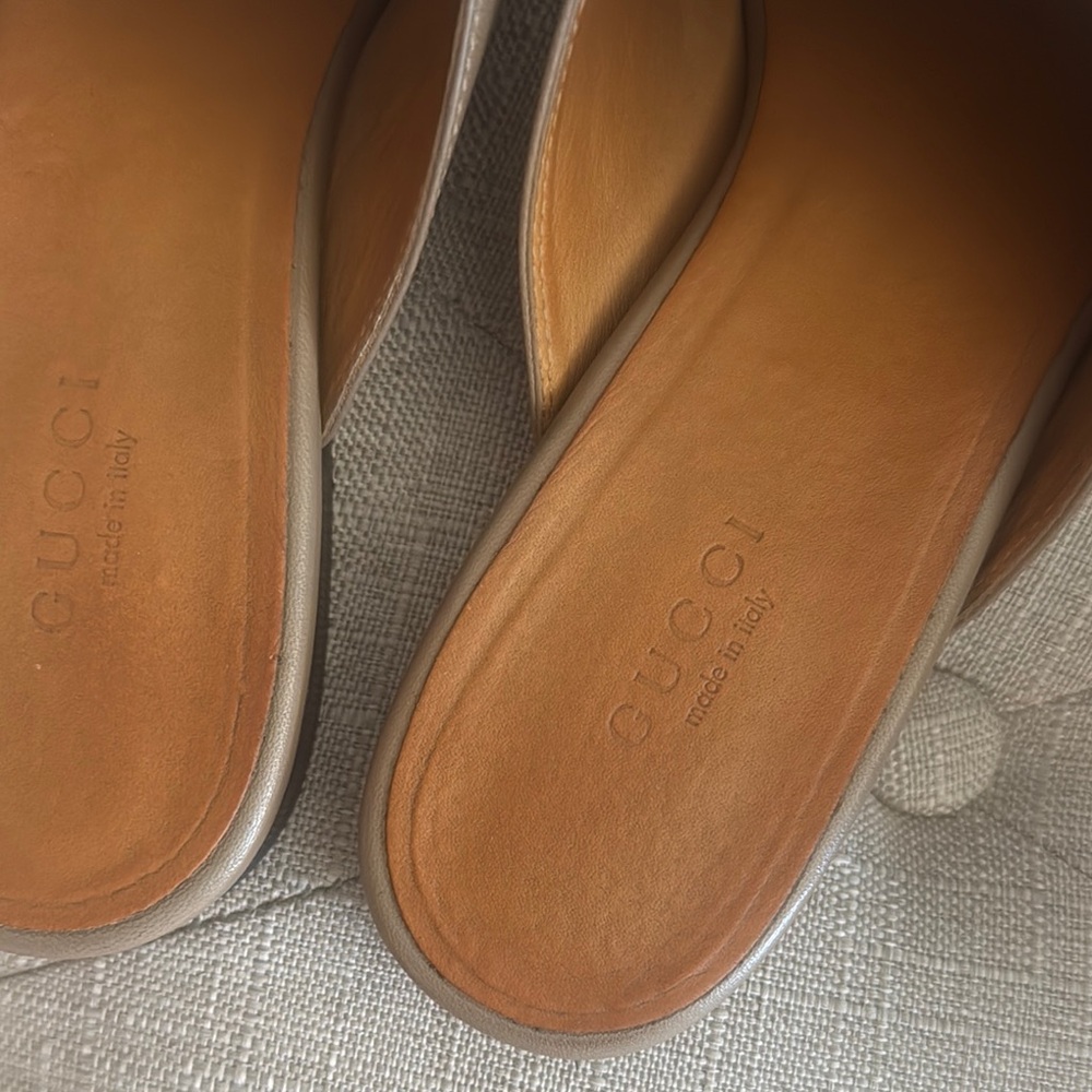 Gucci Tan Mules with Gold Hardware - Picture 2 of 8